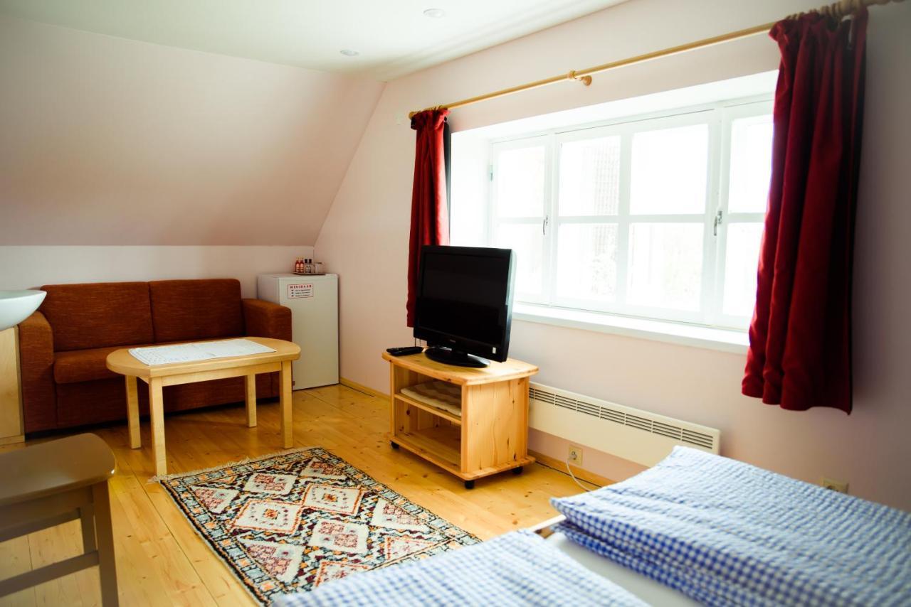 Vila Kalda Talu Tõlliste Exteriér fotografie