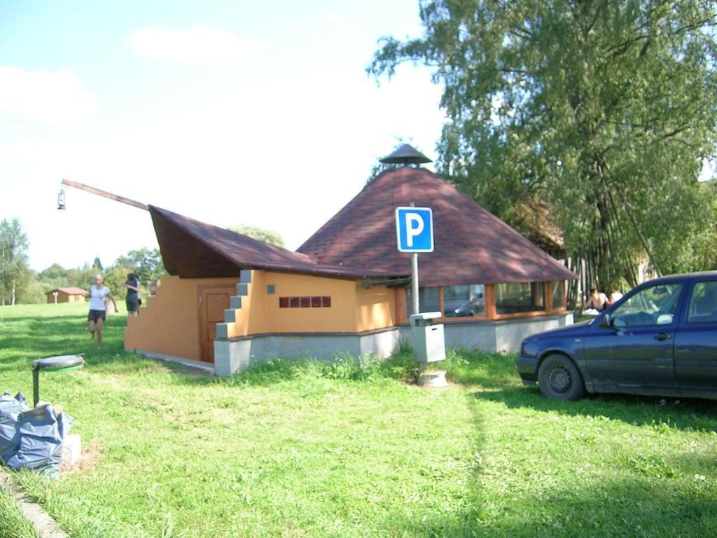 Vila Kalda Talu Tõlliste Exteriér fotografie